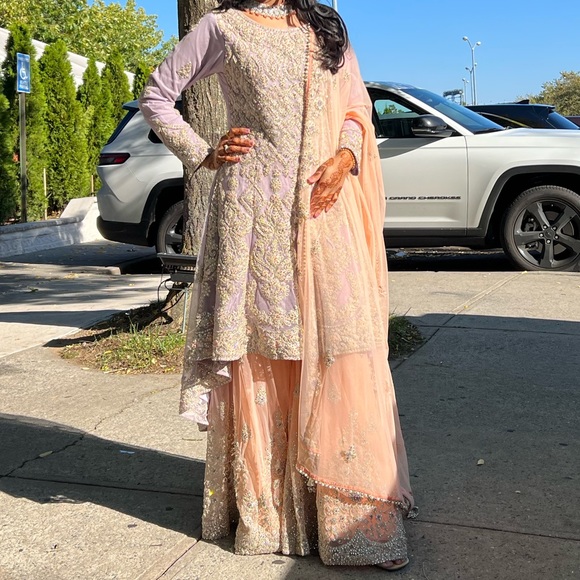 Sharara / Gharara Suit- Indian outfit for wedding wear. - Picture 3 of 5